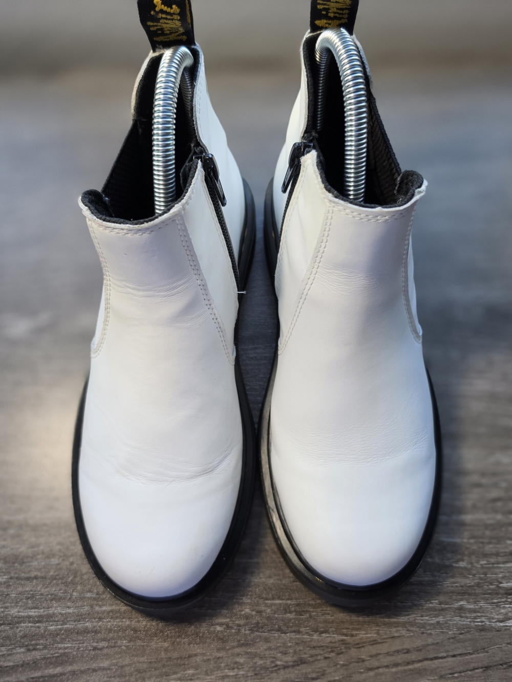 Dr Martens Jr.'s Chelsea Hi Top Boots Leather Flat White Ladies Size 5